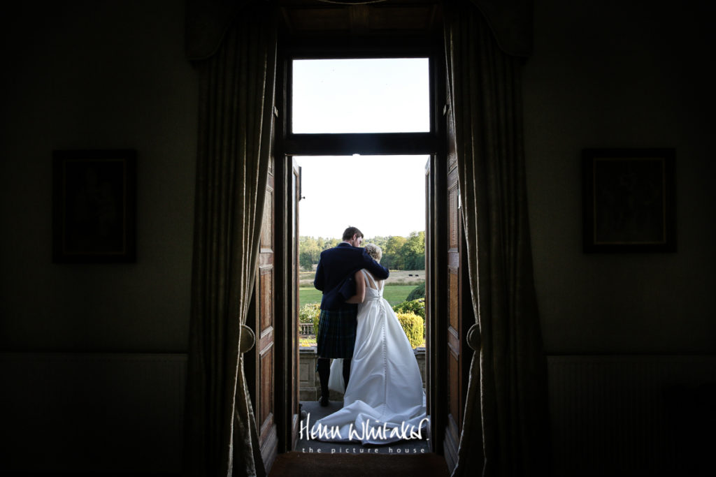 Wedding photographer Springkell Scotland